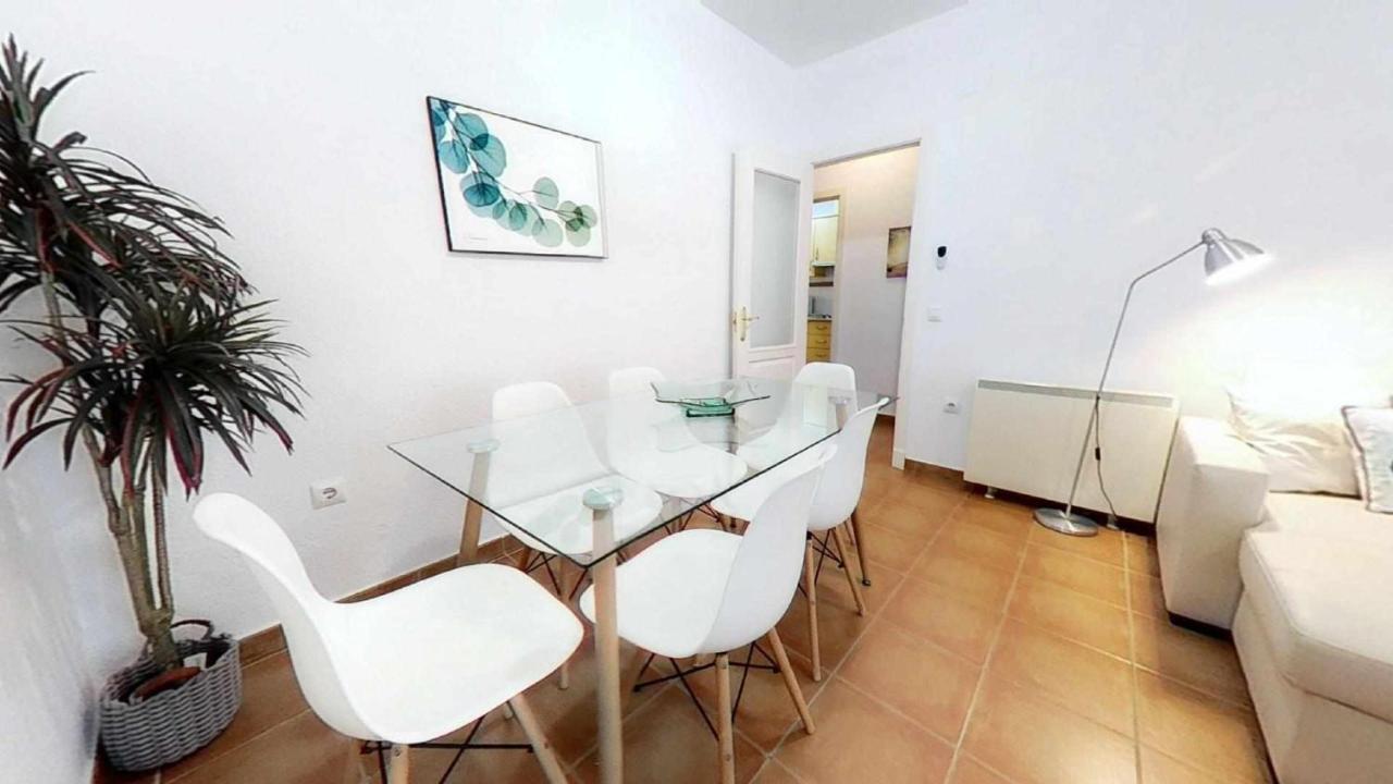 Coqueto Y Practico Apartamento En Pueblo De Zahara Zahara de los Atunes Luaran gambar