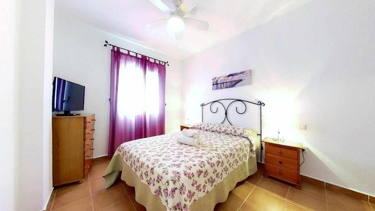 Coqueto Y Practico Apartamento En Pueblo De Zahara Zahara de los Atunes Luaran gambar